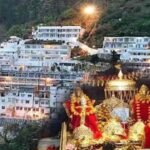 प्रसिद्ध माता वैष्णो देवी मंदिर की तीर्थयात्रा लगातार बारिश के चलते अगले आदेश तक स्थगित