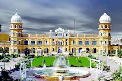 केंद्र ने गुरु नानक जयंती पर ननकाना साहिब तीर्थ यात्रा को अनुमति देने से किया इनकार : सुरक्षा कारणों से नहीं दी अनुमति, SGPC ने जताया विरोध