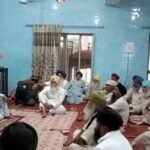 10 पंचायतों की आपात बैठक में अहम फैसला :  पंचायतों ने किया प्रवासियों का बहिष्कार : आधार-वोटर कार्ड रद्द करने का प्रस्ताव