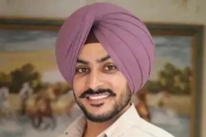 बाइक हादसे से घायल हुए पंजाबी सिंगर राजवीर जवंदा की हालत गंभीर : डॉक्टर बोले- दिमाग में बहुत कम हलचल, ऑक्सीजन की कमी