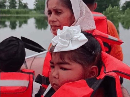 8 वर्षीय किडनी रोगी मासूम अविजोत रेस्क्यू ; बाढ़ग्रस्त गांव से  निकालकर पहुंचाया अस्पताल, सीएम मान के पास पहुंची थी वीडियो