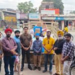 बाढ़ पीड़ितों की सेवा में जुटी डिजिटल मीडिया एसोसिएशन(DMA), पत्रकारों ने किश्ती में सवार होकर गांव-गांव जाकर लोगों के घरों तक पहुंचाई राहत सामग्री
