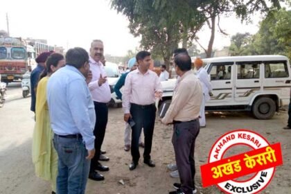 डिप्टी कमिश्नर और नगर-निगम कमिश्नर द्वारा शहर में बारिश के कारण क्षतिग्रस्त सड़कों का निरीक्षण