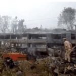 बस हाईटेंशन लाइन से टकराई लगी आग, कई सिलेंडर फटे : 3 की मौत, 10 से ज्यादा झुलसे