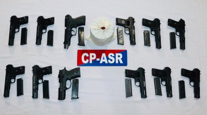 सीमा पार सक्रिय हथियार और नशा तस्करी नेटवर्क का पर्दाफाश : पांच आरोपी किए गिरफ्तार