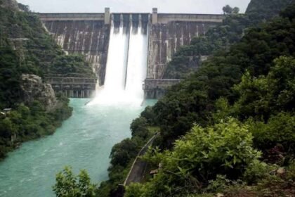 पंजाब में फिर से बाढ़ का खतरा मंडराने लगा :  5 और 6 अक्टूबर को भारी बारिश का अलर्ट जारी ;  पौंग और भाखड़ा डैम खाली किए जा रहे, भाखड़ा से 7 हजार क्यूसेक पानी छोड़ा गया