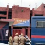 लुधियाना सेंट्रल जेल का असिस्टेंट सुपरिटेंडेंट और दो हवालातियों गिरफ्तार : जेल में LED की बॉडी में छिपाया नशीला पदार्थ, 10 मोबाइल भी बरामद