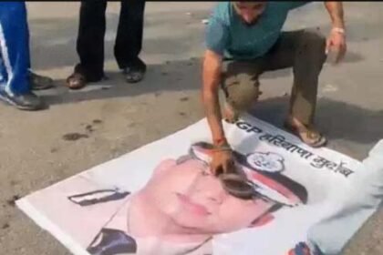 लुधियाना में दलित संगठनों ने जालंधर बाईपास चौक पर ट्रैफिक जाम : प्रदर्शनकारी सड़क पर बैठे; हरियाणा के IPS सुसाइड केस में आरोपियों की गिरफ्तारी की मांग