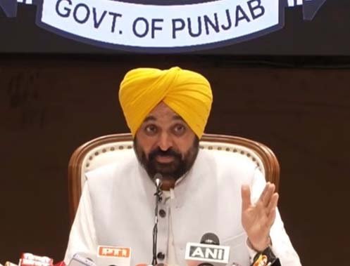 पंजाब में आने वाले दिनों में त्योहारों को लेकर पंजाब सरकार की तरफ से छुट्टियों का ऐलान