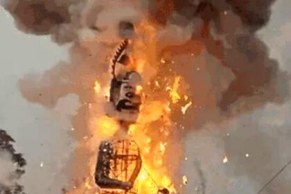 पंजाब और चंडीगढ़ में दशहरा पर्व की रही धूम : पंजाब के अलग जिलों में हुआ रावण दहन; लुधियाना में चीफ गेस्ट बाल-बाल बचे