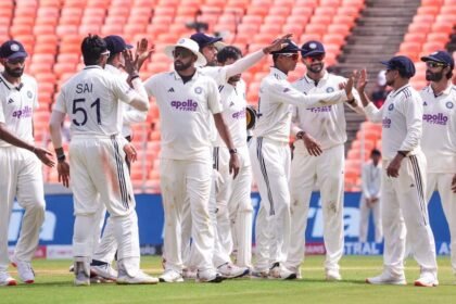 टीम इंडिया का वेस्टइंडीज के खिलाफ 2 मैचों की टेस्ट सीरीज में 2-0 से क्लीन स्वीप : दिल्ली टेस्ट में वेस्टइंडीज को 7 विकेट से हराया; जायसवाल और गिल ने शतक लगाए