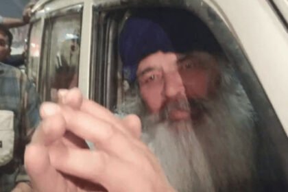 फगवाड़ा: शराब और चिकन खा रहा निहंग बाणे में शख्स महिला संग पकड़ा; गाड़ी पर तरना दल लिखा; सिख जत्थेबंदियों ने दबोचा