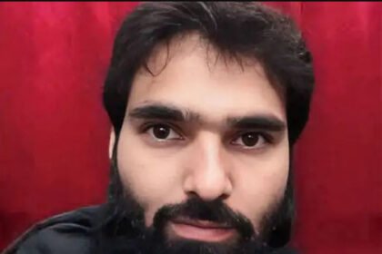 हरियाणा के  फरीदाबाद में डॉक्टर के कमरे से 360 किलो विस्फोटक बरामद :असॉल्ट राइफल और कारतूस जब्त, 2 दिन पहले कश्मीर में इसके लॉकर से AK-47 मिली थी; दो गिरफ्तार