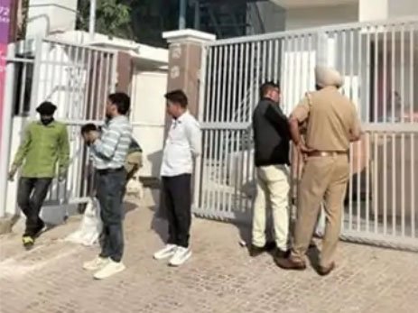 नए खुलने जा रहे Cloud 9 अस्पताल के खिलाफ नगर निगम की टीम ने कार्रवाई करते हुए किया सील : एमटीपी बोले-मौके पर पार्किंग नहीं मिली