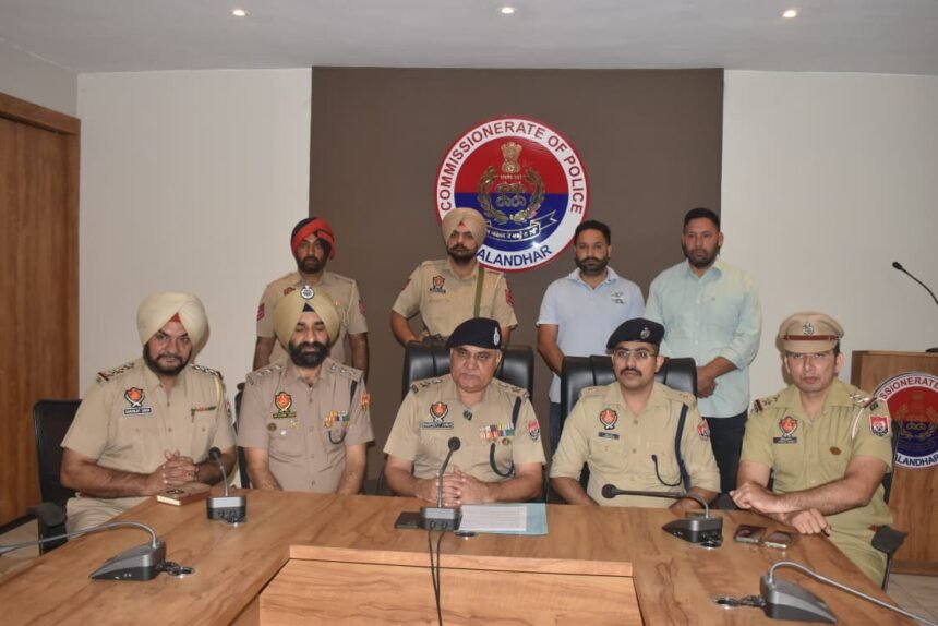 भर्गो कैंप लूटकांड में जालंधर पुलिस की बड़ी कामयाबी — तीन आरोपी व एक सहयोगी गिरफ्तार, लूटा हुआ सोना, मोटरसाइकिल और वारदात में इस्तेमाल कपड़े बरामद