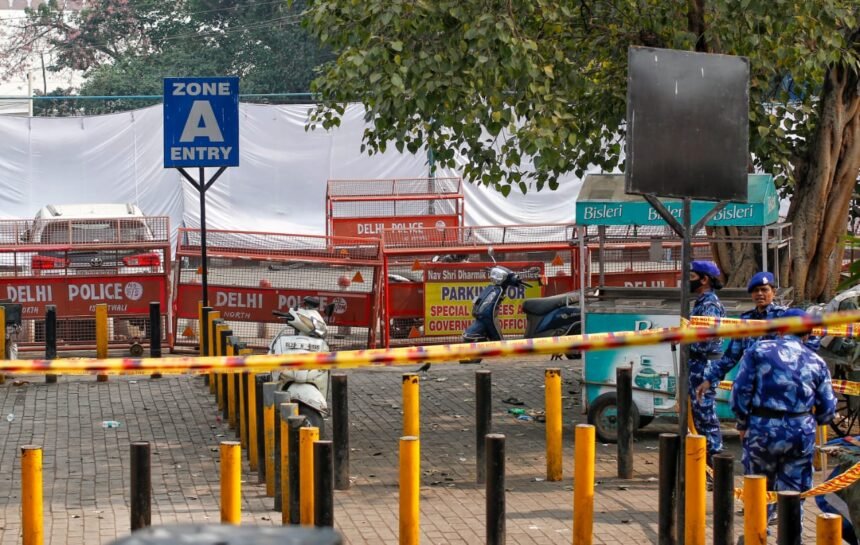 श्रीनगर: नौगाम पुलिस स्टेशन के पास विस्फोट, 9 लोगों की मौत