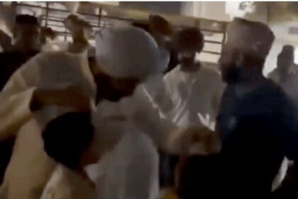 पंजाब प्रधान राजा वड़िंग आए दिन नए विवादों में : सिख बच्चों के जूड़े पकड़ बोले- किधर चले 2 सरदार, टू-टू-टू-टू-टूं…; सुखबीर बादल बोले- सिख समुदाय का अपमान करना कांग्रेस नेताओं की आम बात