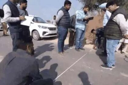  CM मान की तरफ से सड़क निर्माण के लिए गठित फ्लाइंग स्क्वॉड एक्शन: घटिया रोड बनाने पर JE टर्मिनेट, SDO को नोटिस