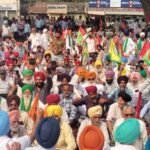 बिजली बोर्ड के कर्मचारियों का रोष प्रदर्शन: लुधियाना में मंत्री अरोड़ा के घर का घेराव, माहौल तनावपूर्ण