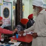  तरनतारन विधानसभा उपचुनाव : साढ़े नाै बजे तक 12% वोटिंग, लाइनों में लगे वोटर