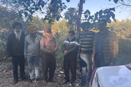 जेई और ठेकेदार 15,000 रुपये की रिश्वत लेते रंगे हाथों काबू