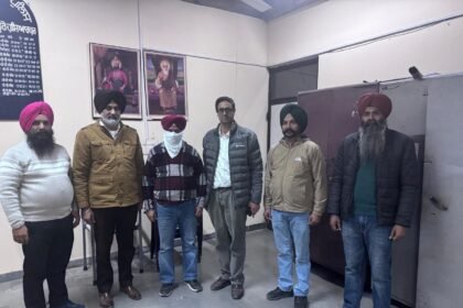 8000 रुपये रिश्वत लेता पटवारी विजीलैंस ब्यूरो द्वारा रंगे हाथों काबू