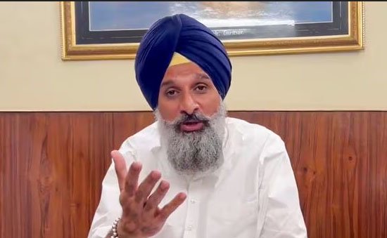 BREAKING :  पूर्व मंत्री व शिरोमणि अकाली दल के नेता बिक्रम सिंह मजीठिया को हाईकोर्ट से झटका : आय से अधिक संपत्ति मामले में नहीं मिली जमानत, अब सुप्रीम कोर्ट जाना पड़ेगा