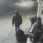 जालंधर में ज्वैलर्स दुकान में चोरी : बदमाशों ने 40 से 50 लाख रुपए के सोने-चांदी के गहनों पर हाथ किया साफ, CCTV में दिखे नकाबपोश बदमाश