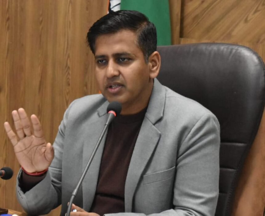 ज़िला परिषद व पंचायत समिति चुनाव में 44.6 प्रतिशत मतदान—डीसी हिमांशु अग्रवाल”