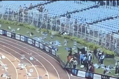 अर्जेंटीना के दिग्गज फुटबॉलर लियोनल मेसी 14 साल बाद भारत आए: मेसी स्टेडियम से जल्दी निकले; फैंस नाराज, कुर्सी-बोतलें फेंकीं….देखें वीडियो….