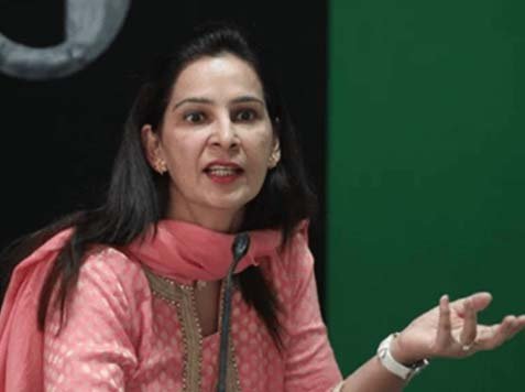 BREAKING :   पूर्व क्रिकेटर और कांग्रेस नेता नवजोत सिद्धू की पत्नी डॉ. नवजोत कौर को पार्टी से सस्पेंड : CM वही बनता है जो 500 करोड़ की अटैची देता के बयान पर एक्शन