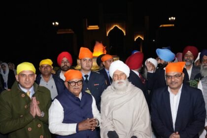 पंजाब के राज्यपाल गुरुद्वारा दरबार श्री गुरु ग्रंथ साहिब जी बुलंदपुरी साहिब में हुए नतमस्तक