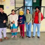 बाल भिक्षा रोकू टास्क फोर्स ने की छापेमारी, भीख मांगती बच्ची को किया रेस्क्यू