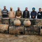 Excise department ने सतलुज दरिया के किनारे नाजायज शराब के खिलाफ चलाया विशेष अभियान, 10,450 लीटर शराब नष्ट