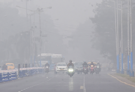 उत्तर भारत में कड़ाके की ठंड, 3-5 दिन तक शीतलहर और घना कोहरा