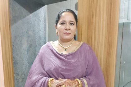 BREAKING  मानसा में सनसनीखेज वारदात: पूर्व महिला सरपंच की गोली मारकर हत्या, पति पर भी ताबड़तोड़ फायरिंग