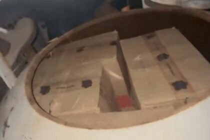 लुधियाना में शराब तस्करी का बड़ा खेल :  गैस सिलेंडर में शराब तस्करी; स्पेशल सेल ने पकड़ा, 6 बड़े सिलंडर में 131 पेटी व 180 लीटर बरामद, 1 गिरफ्तार