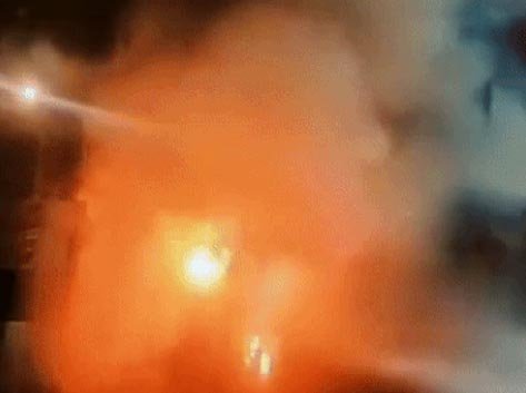 जालंधर के प्रताप बाग इलाके में शराब ठेके में लगी आग : रात साढ़े 3 बजे हादसा, बोतलों के फटने की आवाज आसपास के घरों तक सुनाई दी