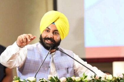 कड़ाके की ठंड का कहर, पंजाब में सभी सरकारी व निजी स्कूल-कॉलेजों में 14 जनवरी तक छुट्टियों का ऐलान