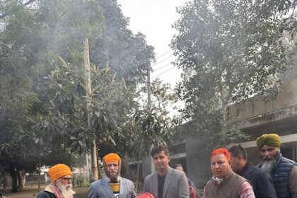 डिप्टी कमिश्नर ने वृद्धाश्रम में वरिष्ठ नागरिकों के साथ मनाई लोहड़ी, बुजुर्गों को बताया समाज की अमूल्य धरोहर**