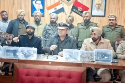लुधियाना में गोल्डी बराड़ गैंग का भंडाफोड़: 10 शूटर-सप्लायर गिरफ्तार, विदेशी ग्लॉक समेत 12 हथियार बरामद