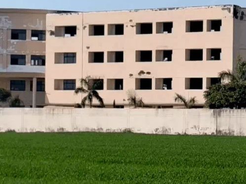 होशियारपुर में प्राइवेट स्कूलों को बम से उड़ाने की धमकी : गणतंत्र दिवस पर बच्चों को स्कूल न भेजने की चेतावनी, CM–पूर्व CM की फोटो पोस्ट