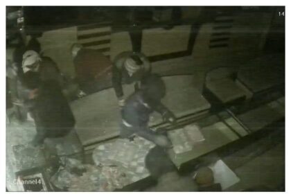 मुक़ेरियां में सर्राफा शोरूम पर बड़ी चोरी, करीब डेढ़ करोड़ रुपये का सोना-चांदी ले उड़े चोर