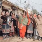 जालंधर में खराब सड़कों पर महिलाओं का हंगामा: गुरु रविदास शोभायात्रा पर संकट, अधर में लटके कामों पर भड़का गुस्सा