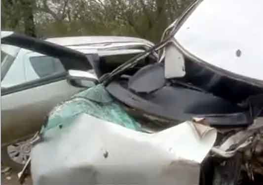 अमृतसर-दिल्ली हाईवे पर भीषण हादसा: तेज रफ्तार कार डिवाइडर तोड़ पिकअप से टकराई, 3 LPU छात्रों की मौत