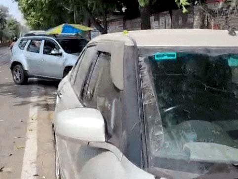 जालंधर में तेज रफ्तार स्विफ्ट का कहर:  3 गाड़ियां आपस में टकाराईं, तीनों के शीशे चकनाचूर पर सवार लोगों को नुकसान नहीं