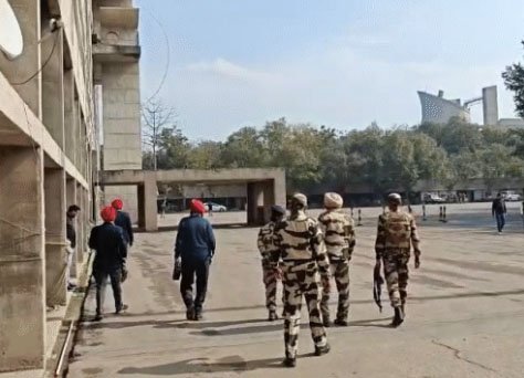 चंडीगढ़ में बम धमकी से हड़कंप : CM ऑफिस-कोर्ट खाली, हरियाणा सचिवालय भी सतर्क,CRPF तैनात