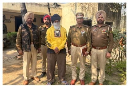 युद्ध नशों के विरुद्ध’ अभियान के तहत खन्ना पुलिस की बड़ी कार्रवाई: 5 आरोपी गिरफ्तार, हेरोइन, नकली आर्म्स लाइसेंस व 12 बोर राइफल समेत भारी बरामदगी