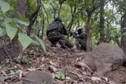 उधमपुर की गुफा में छिपे थे जैश आतंकी : सुरक्षाबलों का बड़ा एनकाउंटर, M4 और AK-47 मिली