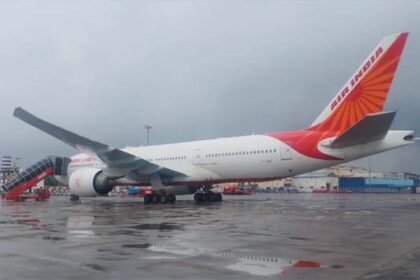 एयर इंडिया की लंदन फ्लाइट में तकनीकी खराबी, 7 घंटे बाद दिल्ली लौटी